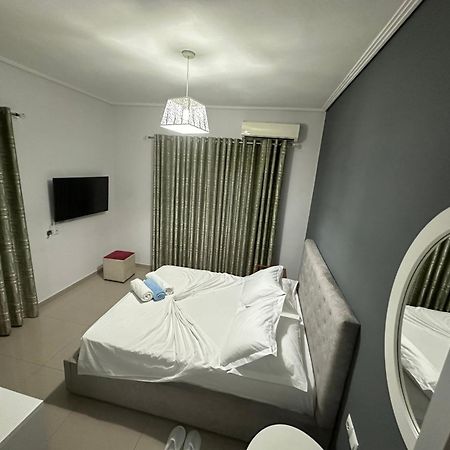 Hotel Elisabet Saranda Zewnętrze zdjęcie