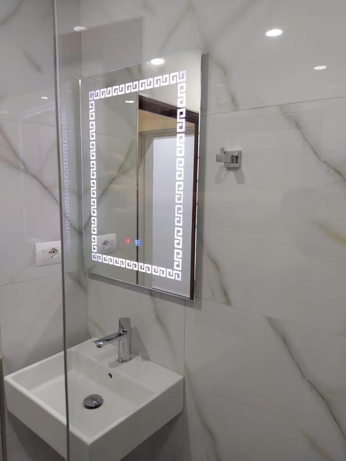 Hotel Elisabet Saranda Zewnętrze zdjęcie