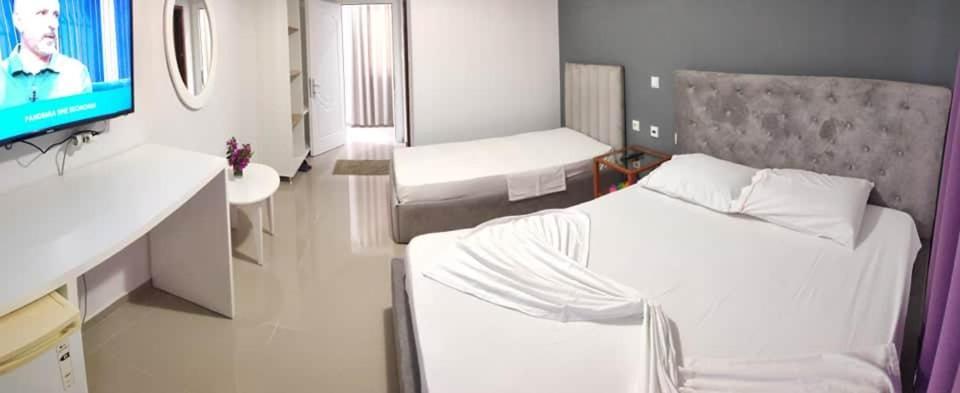 Hotel Elisabet Saranda Zewnętrze zdjęcie