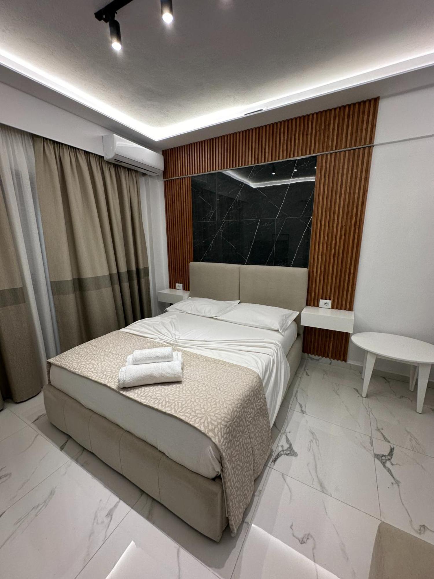 Hotel Elisabet Saranda Zewnętrze zdjęcie
