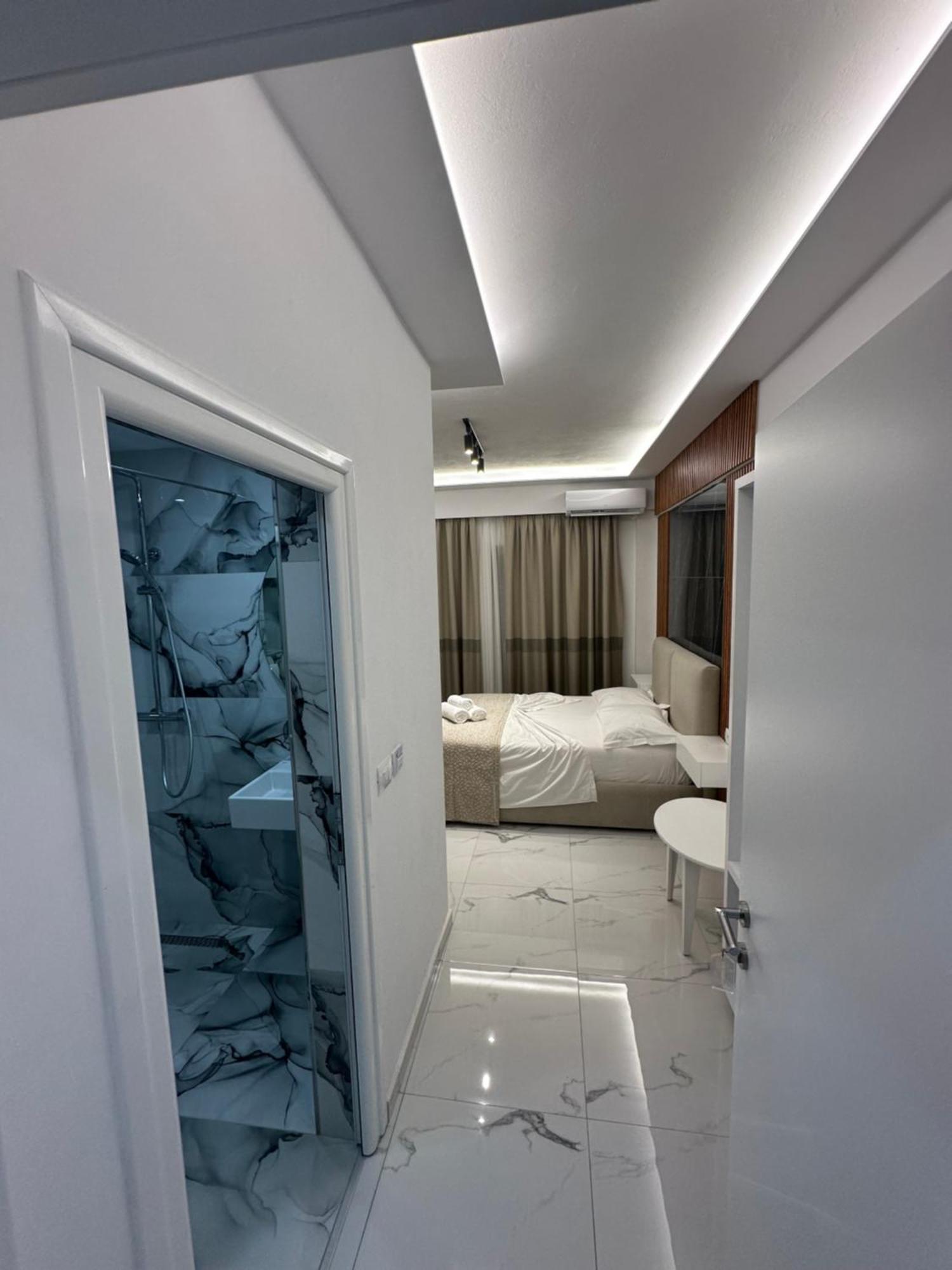 Hotel Elisabet Saranda Zewnętrze zdjęcie