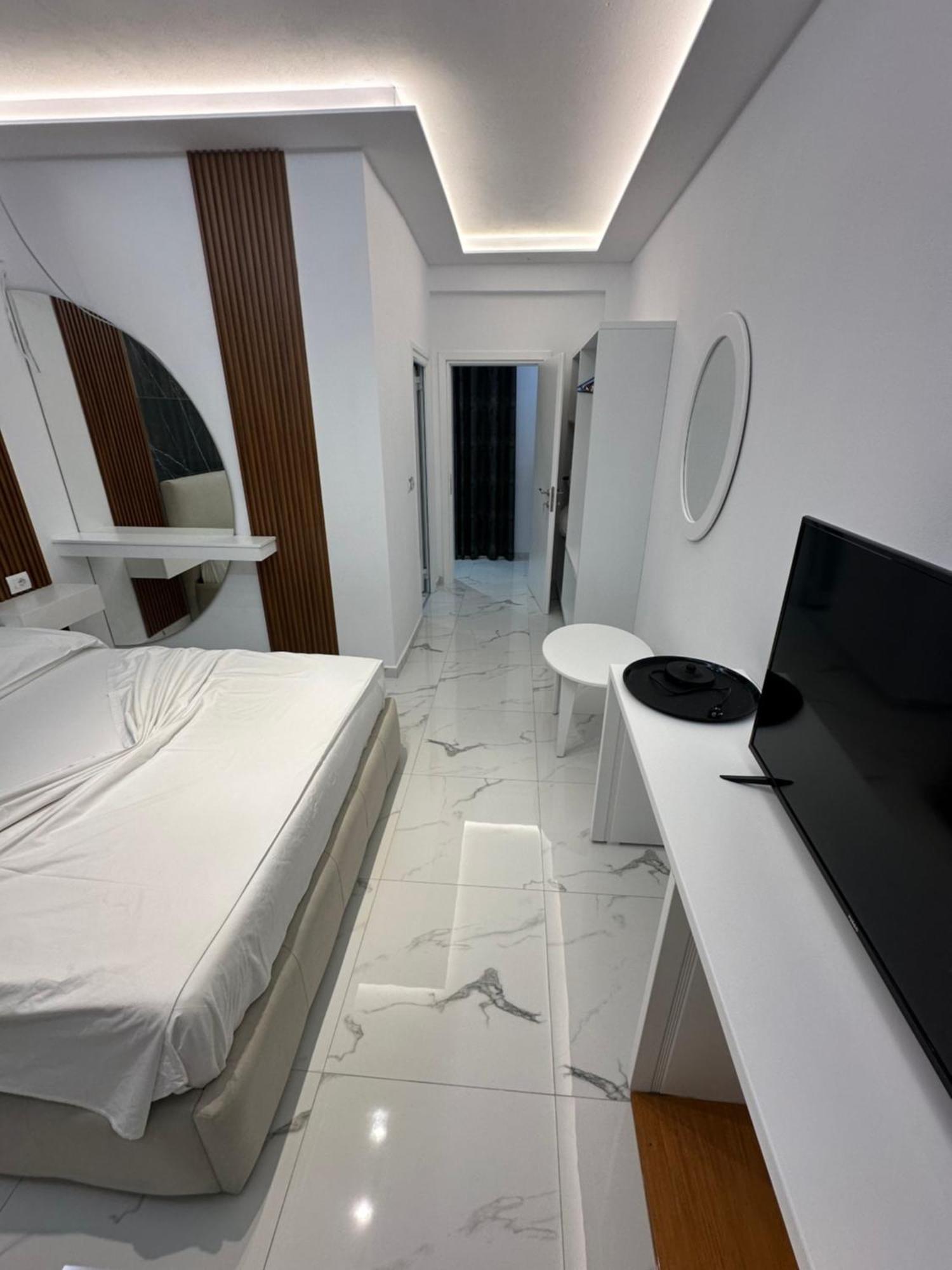 Hotel Elisabet Saranda Zewnętrze zdjęcie