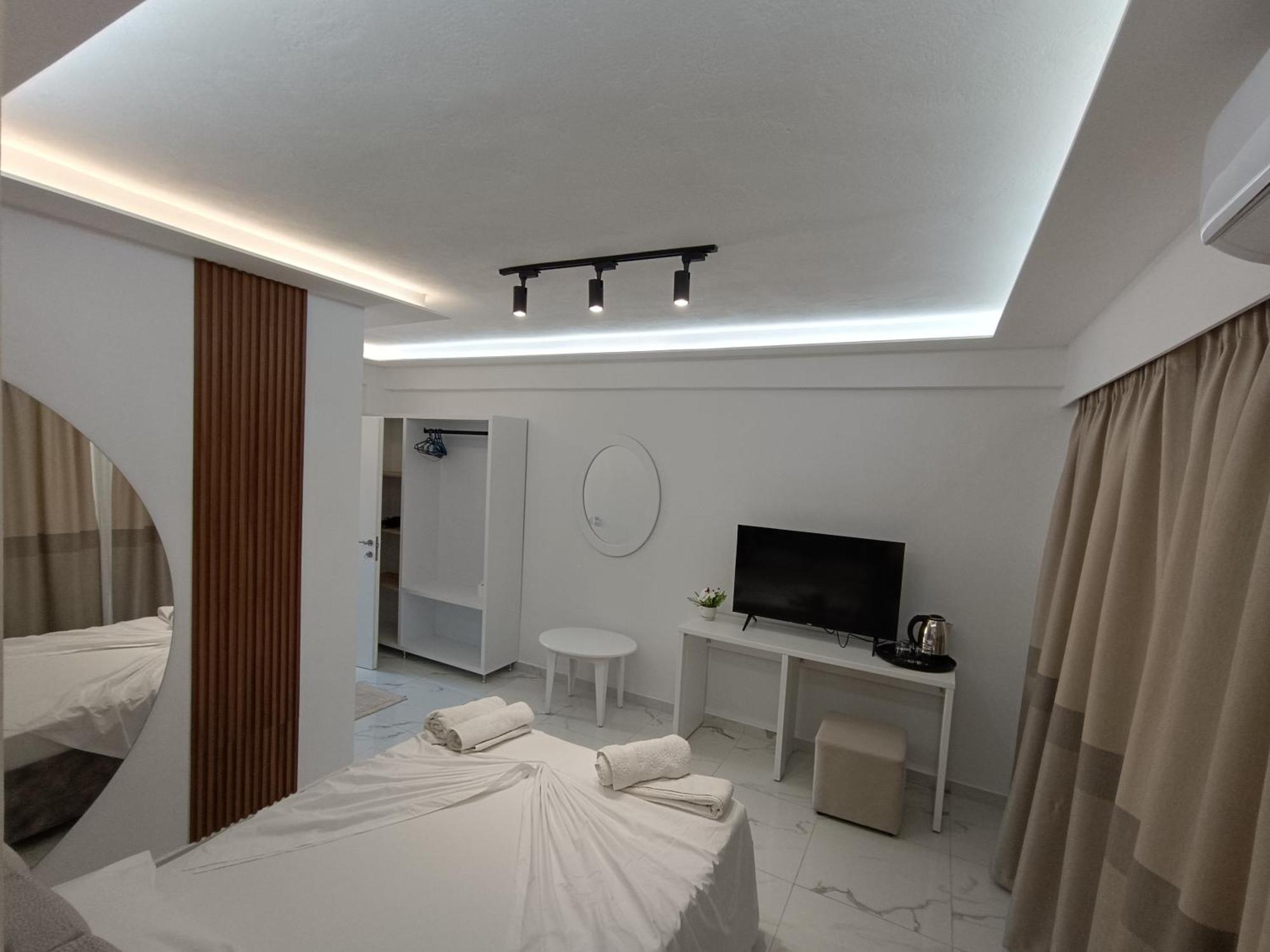 Hotel Elisabet Saranda Zewnętrze zdjęcie